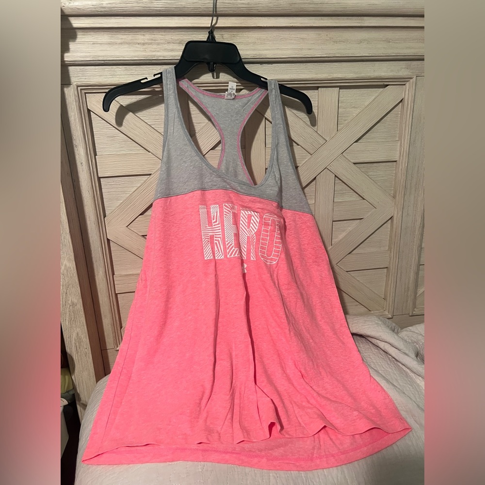 Under Armour workout muscle tee